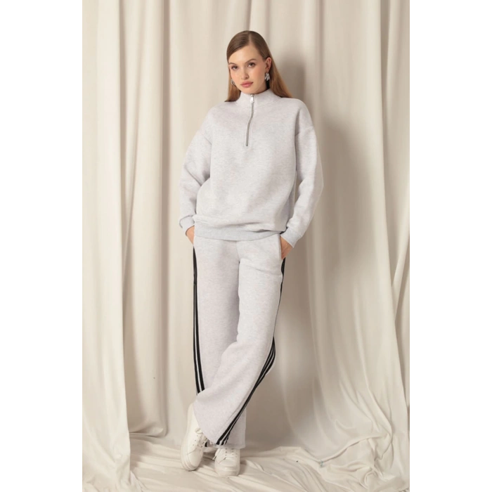 Üç İplik Biyeli Kadın Açık Gri Eşofman