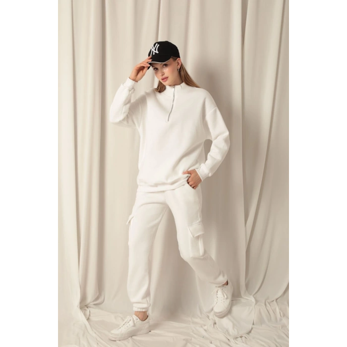 Üç İplik Dik Yaka Yarım Fermuarlı Kadın Ekru Sweat