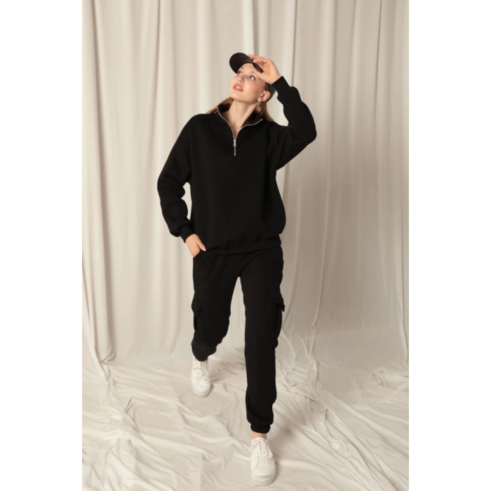 Üç İplik Dik Yaka Yarım Fermuarlı Kadın Siyah Sweat