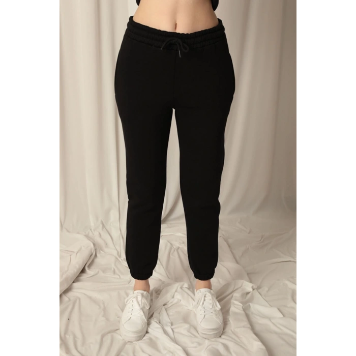 Üç İplik Kumaş Paçası Beli Lastikli Kadın Siyah Eşofman Altı