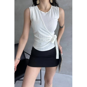 Askılı Önü Kruvaze Bağlamalı Bluz