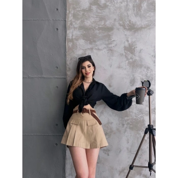 Kemerli Kapak Detaylı Gabardin Şort Etek