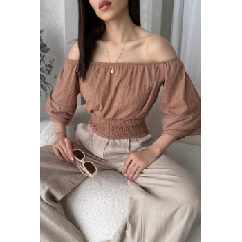 Madonna Yaka Gipeli Bluz