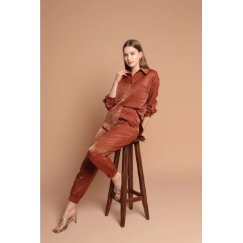 Parlak Kumaş Kadın Takım-Kahve