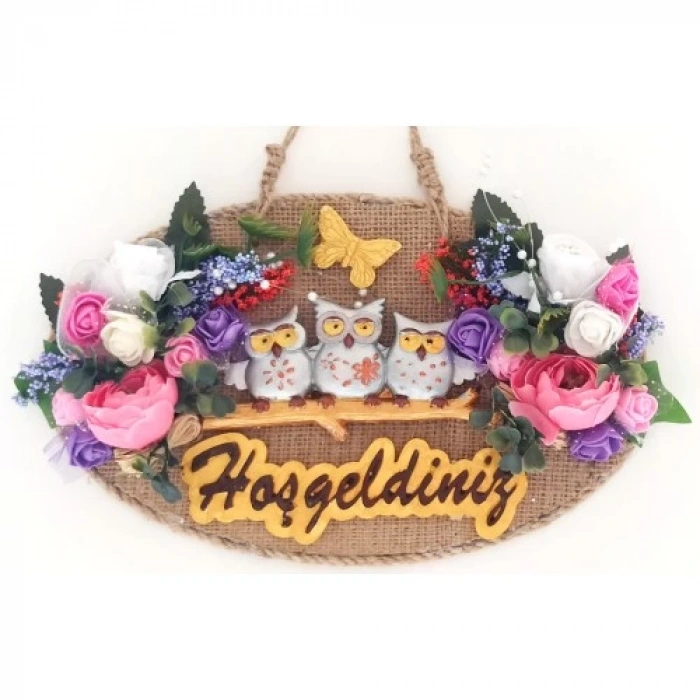 Dodes Baykuş Ailesi Hoşgeldiniz Yazılı Çiçekli El Yapımı Kapı Süsü