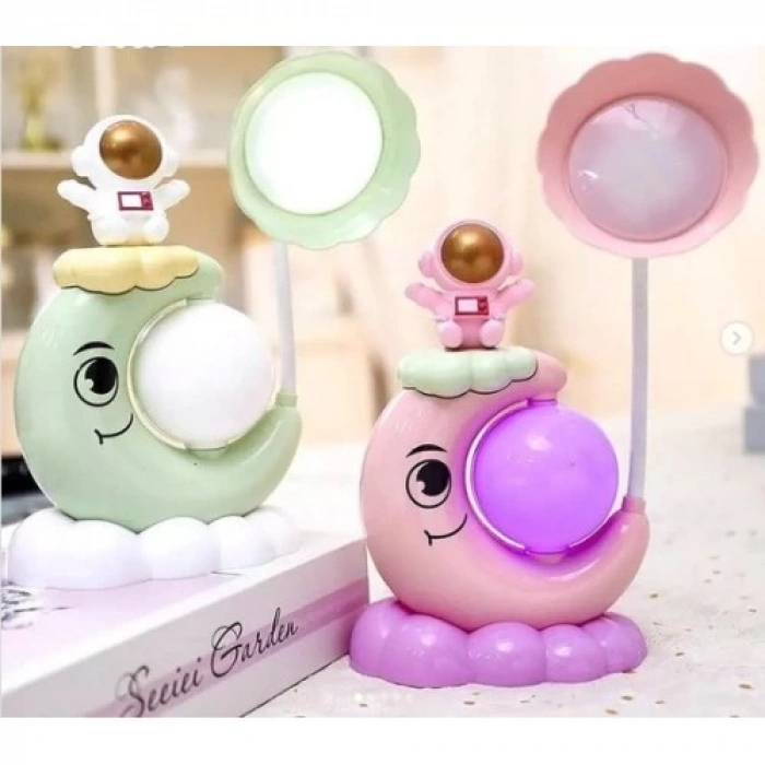 Dodes Çocuk Odası Ay ve Astronot Desenli Gece Lambası