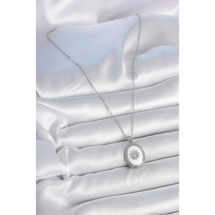 Dodes Dodes 316L Çelik Gümüş Renk Beyaz Mineli Güneş İşlemeli Nazar Boncuk Detay Madalyon Model Kadın Kolye TG27BKO10054