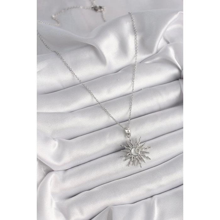 Dodes Dodes 316L Çelik Gümüş Renk Zincir Zirkon Taşlı Güneş Model Sedefli Ay İşleme Detay Kadın Kolye TG27BKO9631