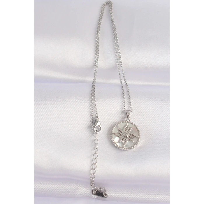 Dodes Dodes 316L Çelik Zincir Gümüş Renk Oval Tasarımlı Güneş Kolye TG27BKO8663