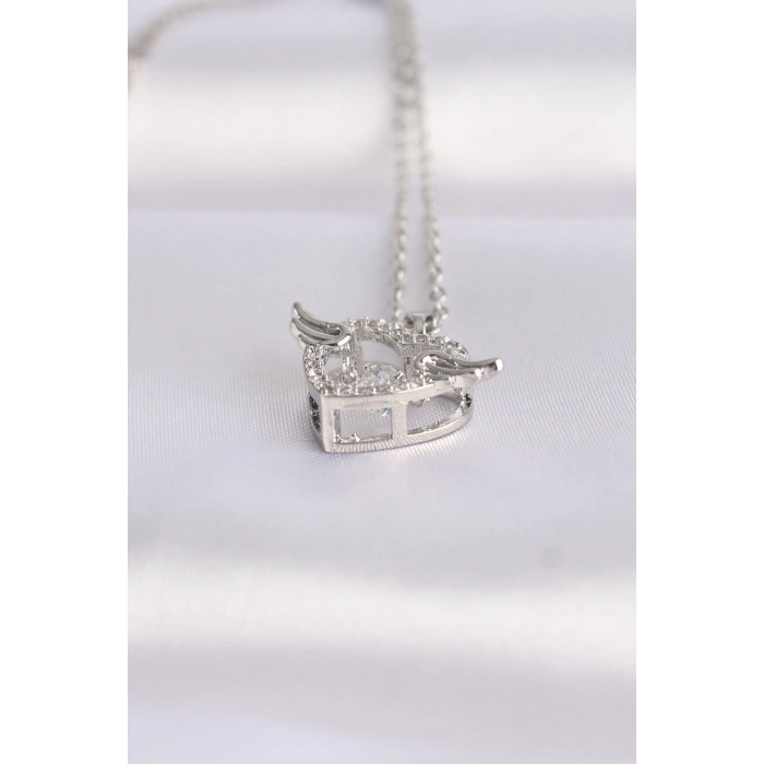 Dodes Dodes 316L Çelik Zincir Gümüş Renk Zirkon Taşlı Kanatlı Kalp Kolye TG27BKO8627