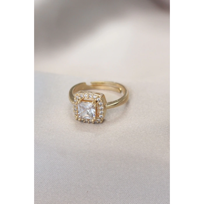 Dodes Dodes Gold Baget ve Zirkon Taşlı Kare Yüzük TG27BYK1739