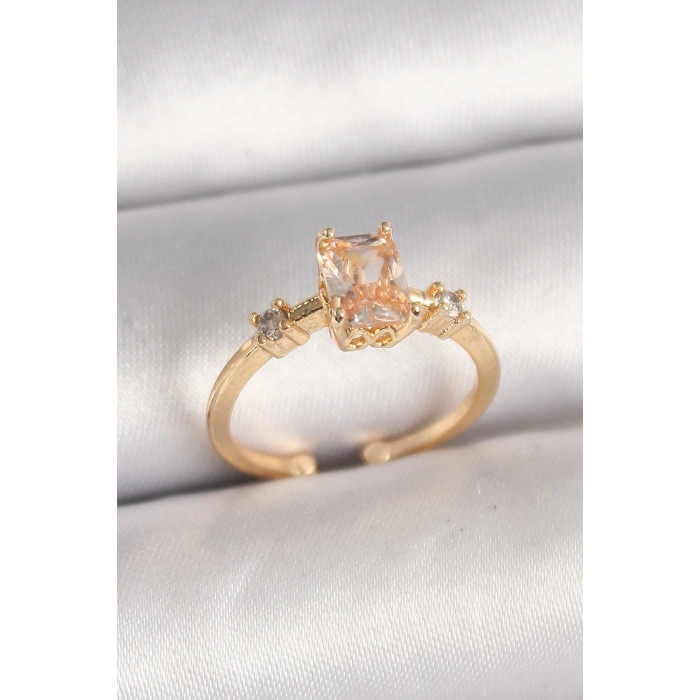 Dodes Dodes Pirinç Gold Renk Kare Zirkon Taş Model Kadın Yüzük TG27BYK3683
