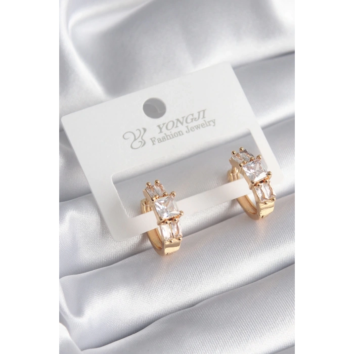 Dodes Dodes Pirinç Gold Renk Kare Zirkon Taşlı Kadın Küpe TG27BKP10373