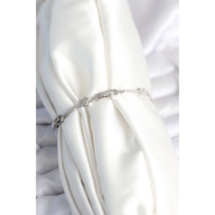 Dodes Dodes Pirinç Gümüş Renk Halley Yıldız Model Kadın Bileklik TG27BB7983