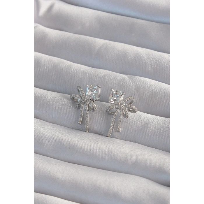 Dodes Dodes Pirinç Gümüş Renk Kare Zirkon Taşlı Fiyonk Küpe TG27BKP9306