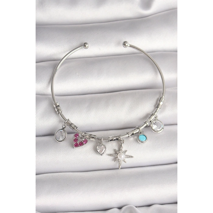 Dodes Dodes Pirinç Gümüş Renk Sallantı Zirkon Taşlı Kutup Yıldız Figür Kalp Detay Charm Kadın Bileklik TG27BB6898