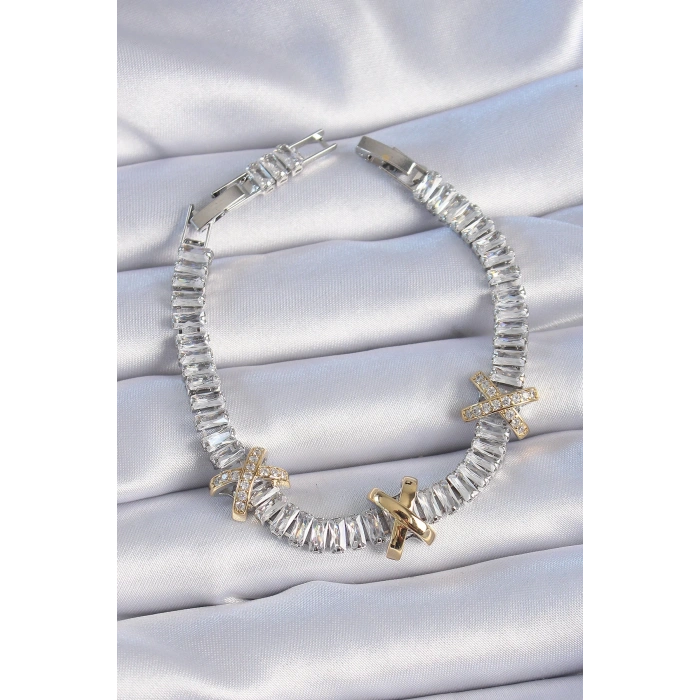 Dodes Dodes Pirinç Gümüş Renk Taşlı Su Yolu Model VİP Seri Kadın Bileklik TG27BB6402