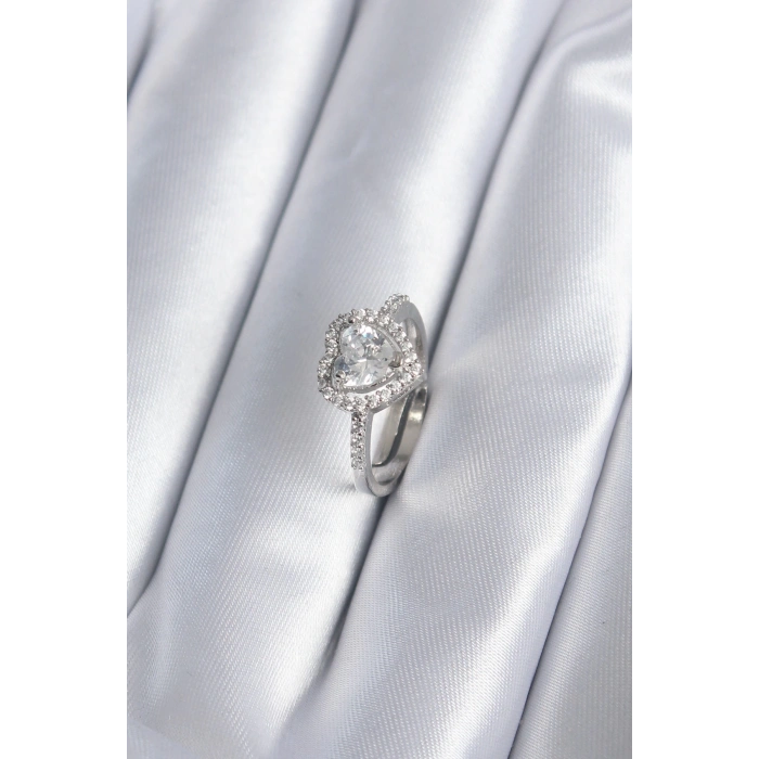 Dodes Dodes Pirinç Gümüş Renk Zirkon Taşlı Kalp Charm Model Kadın Yüzük TG27BYK2861