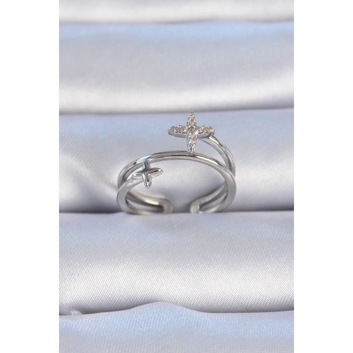 Dodes Dodes Pirinç Gümüş Renk Zirkon Taşlı Yıldız Model Kadın Yüzük TG27BYK3329