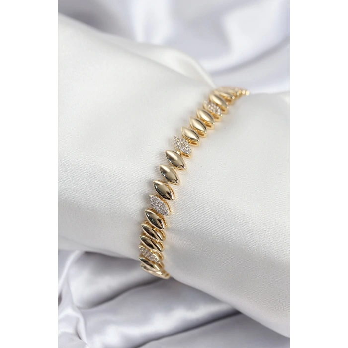Dodes Dodes Pirinç VIP Seri Gold Renk Arpa Model Kadın Bileklik TG27BB7924
