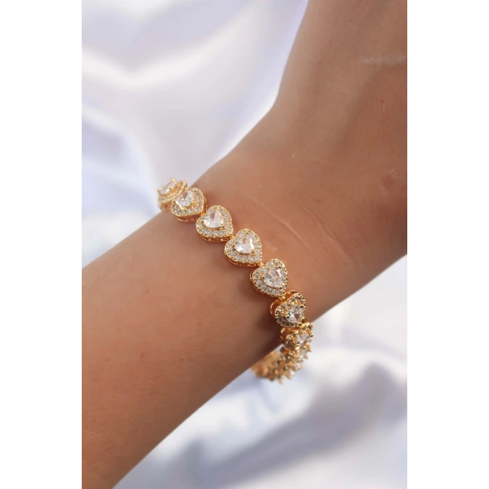 Dodes Dodes Pirinç Vip Seri Gold Renk Zirkon Taşlı Kalp Model Bileklik TG27BB6316