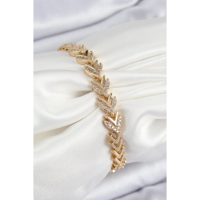 Dodes Dodes Pirinç Zirkon Taşlı Sıralı Ok Model Gold Renk Kadın Bileklik TG27BB7559