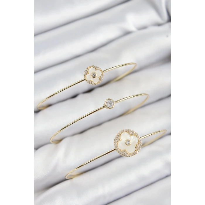 Dodes Dodes Pirinç Zirkon Taşlı Yonca Model Gold Renk Vip 3lü Kadın Bileklik TG27BB7336