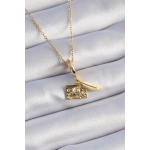 Dodes Dodes 316L Çelik Gold Renk Kalp Detay Mektup Figür Charm Model Kadın Kolye TG27BKO9314