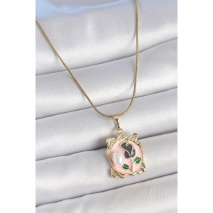 Dodes Dodes 316L Çelik Gold Renk Zincir Pembe Mineli Çiçek İşlemli İnci Detay Portre Model Kadın Kolye TG27BKO10185