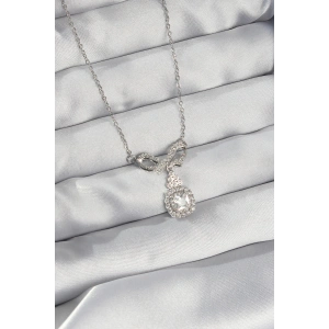 Dodes Dodes 316L Çelik Gümüş Renk Fiyonk Detay Zirkon Taşlı Tektaş Kolye TG27BKO8924