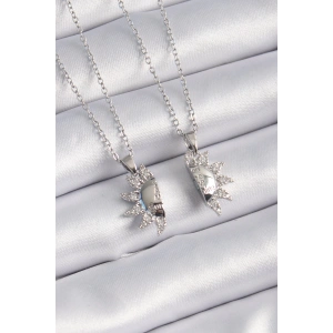 Dodes Dodes 316L Çelik Gümüş Renk Zirkon Taşlı Güneş Model İşleme Yazı Detay Arkadaşlık Kolyesi TG27BKO9289