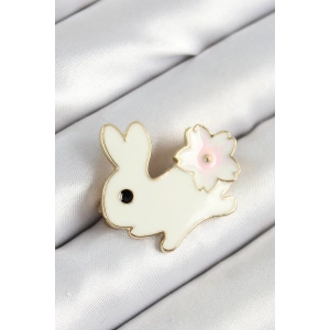 Dodes Dodes Mineli Çiçek Detaylı Krem Tavşan Figürlü Gold Renk Kadın Broş TG27BR452
