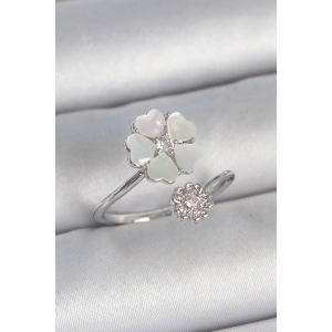 Dodes Dodes Pirinç Gümüş Renk Beyaz Mineli Çiçek Model Zirkon Taş Detay Kadın Yüzük TG27BYK3712