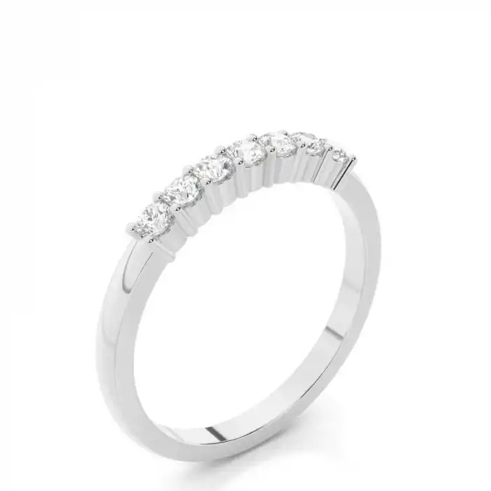 Classic Seven Diamond Ring
