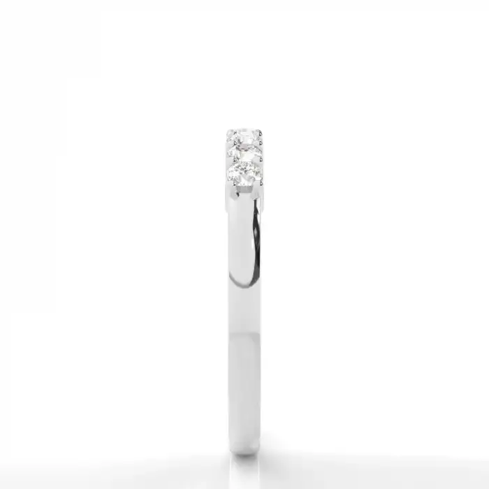 Classic Seven Diamond Ring