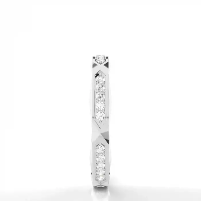 Facet Diamond Band