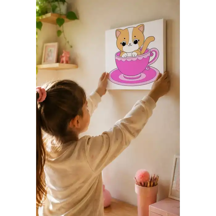 Kupa İçinde Sevimli Kedi Çocuk Boyama Tuvali – Şövalesiz Boyama Seti 20x20 cm