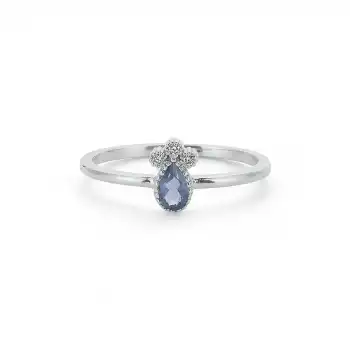Pear-Shaped Emerald Ring with Diamond Accents – 14K Gold, 0.15 ct Emerald & 0.05 ct Diamonds