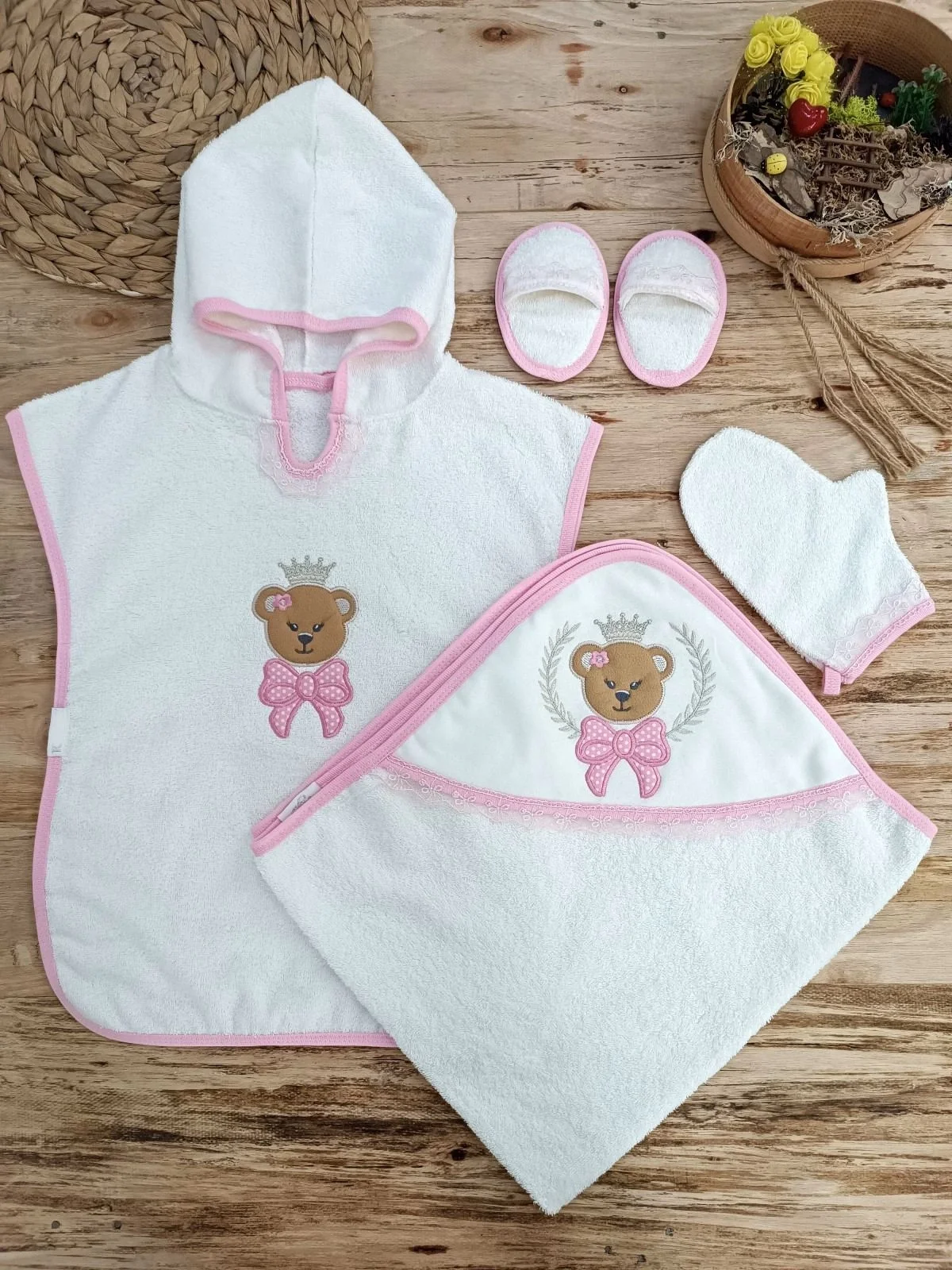 0-1 Age Bear Embroidery Pareolu 4 Girl Baby Towel Set Pink