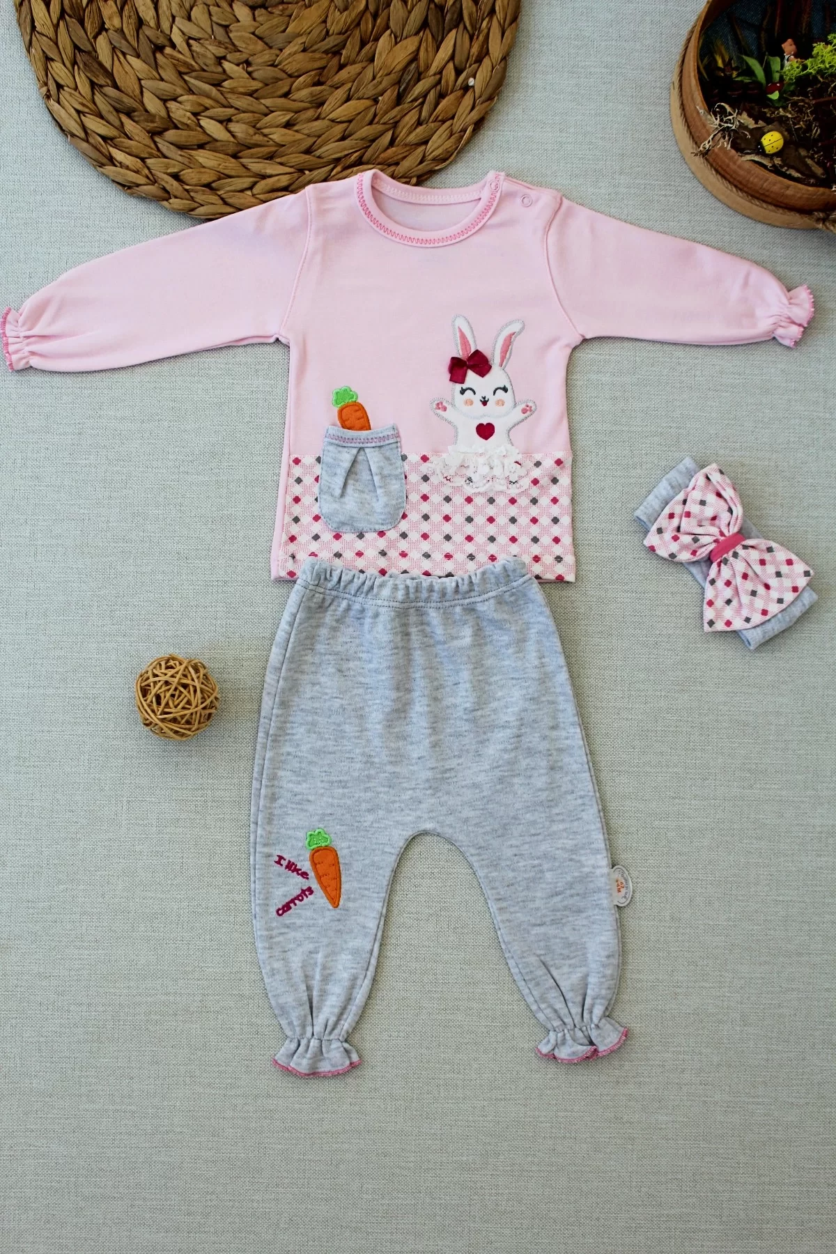 3-6 9-12 12-18 Months Carrot Rabbit Embroidery Bandana With Pocket Long Sleeve Sweaty 3some Girl Baby Plug Pink
