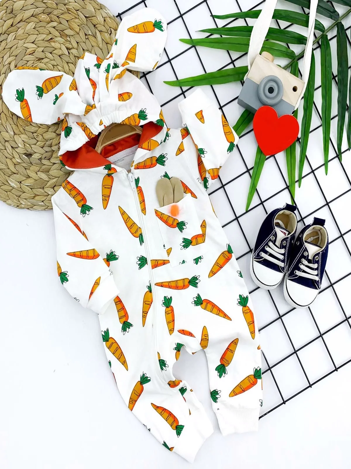 3-6-9-12 Months Eared Hooded Carrot Printed Long Sleeve Girl Male Baby Coverall Ekru