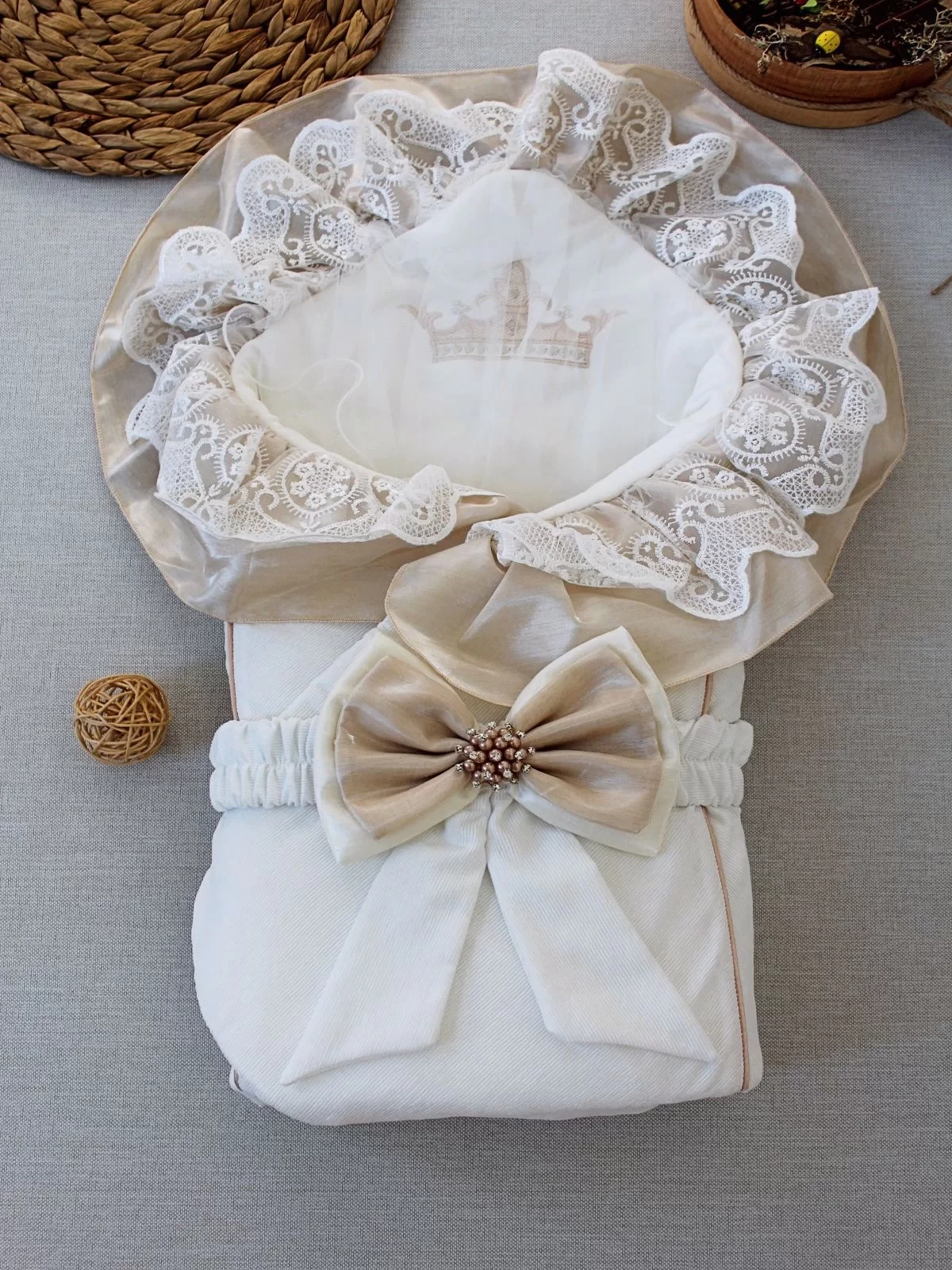 Newborn Nile Crown Embroidery Kumru Kundak Baby Blanket Milky Coffee