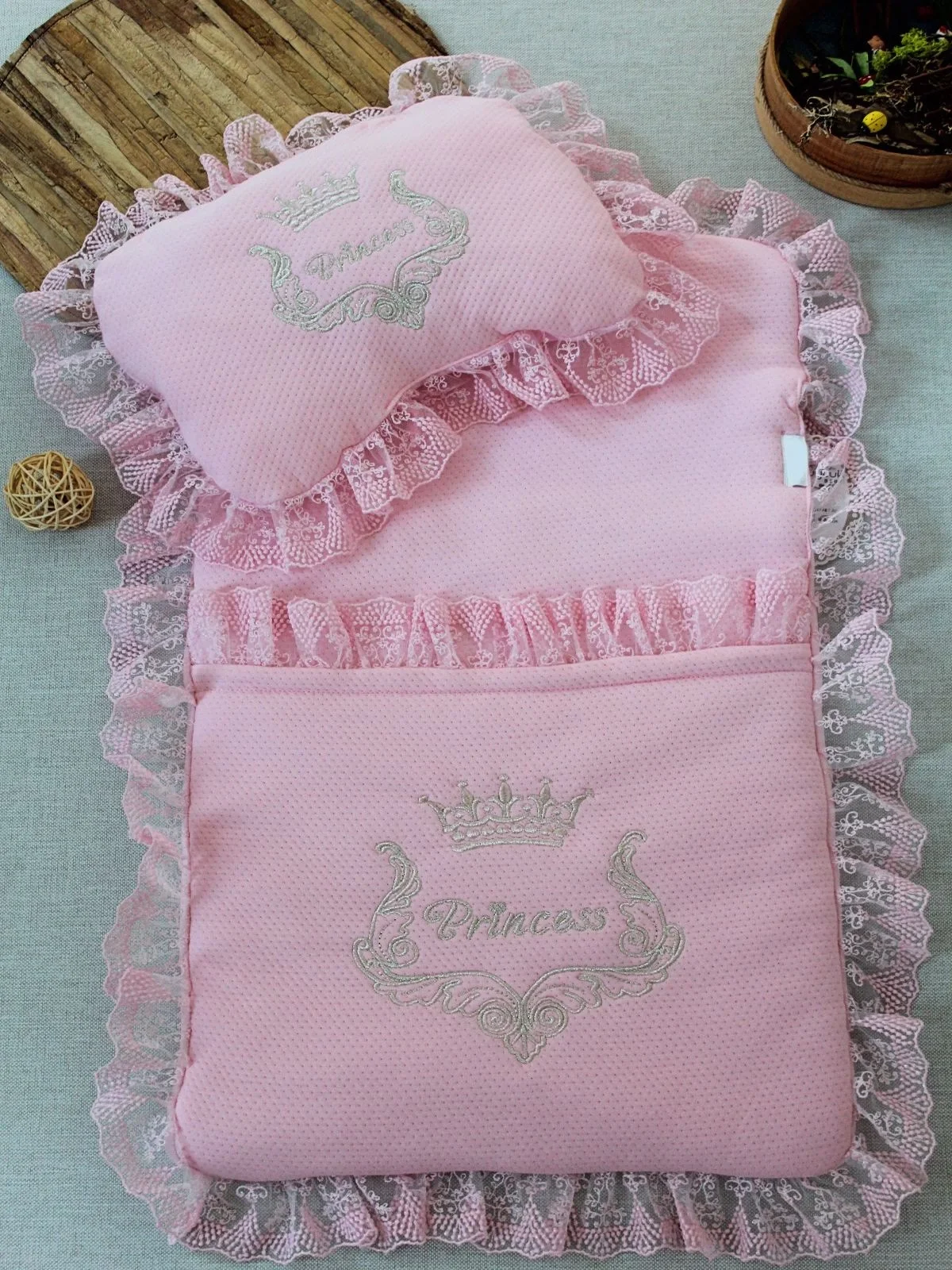 Newborn Sahara Crown Embroidery Triluxs 2 Bottom Opening Set Pink