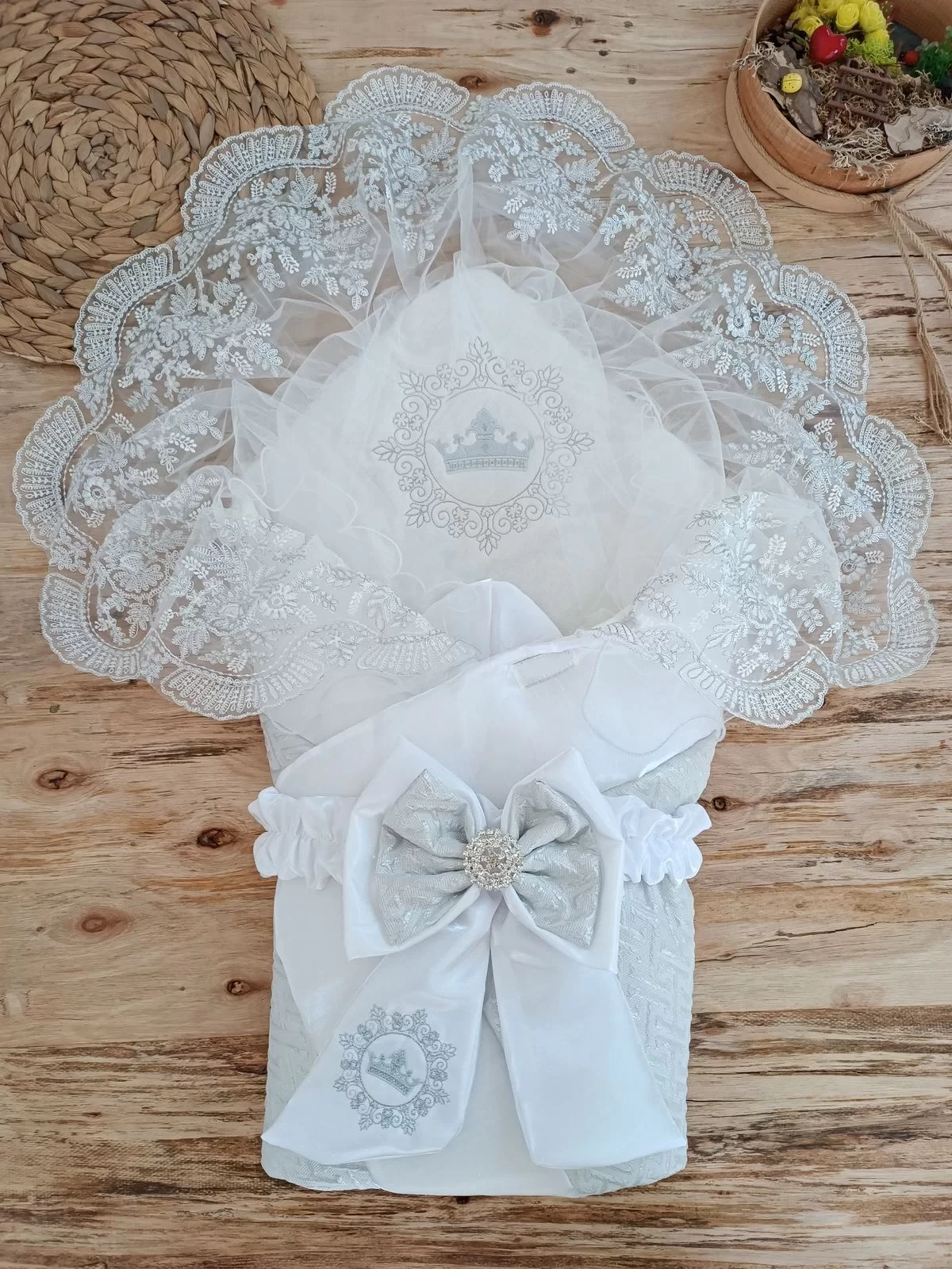 Newborn Titi Crown Embroidery Plasma Rocky Moth Double Fionk Duvaklı Triluxs Kundak Baby Blanket Silver