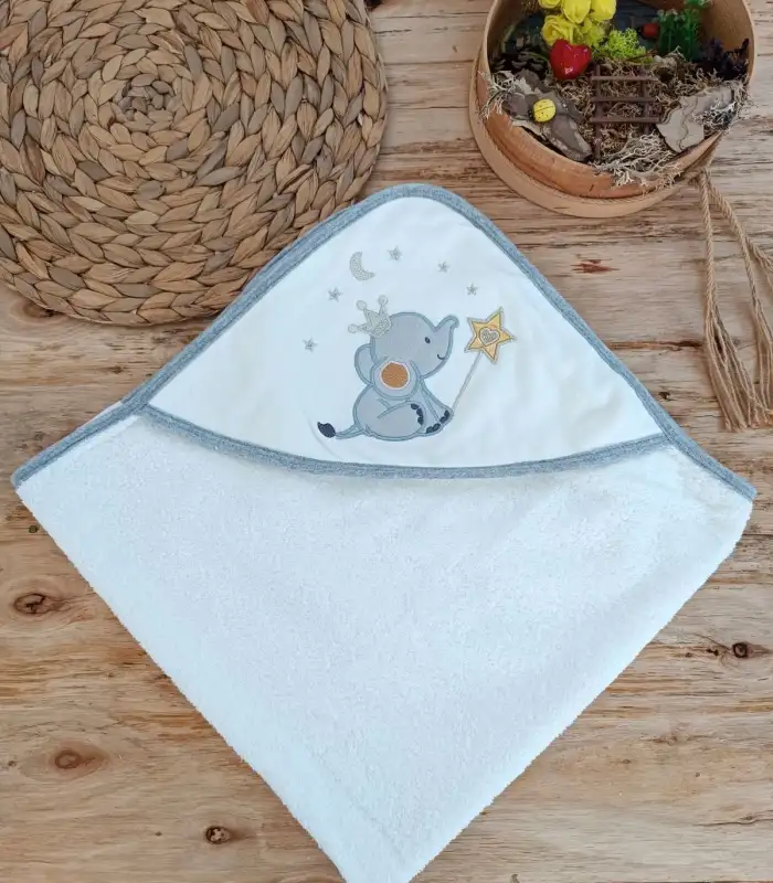 0-1 Yaş Sevimli Fil Nakışlı Pareolu 4lü Kız Erkek Bebek Havlu Silgi Takımı Ekru