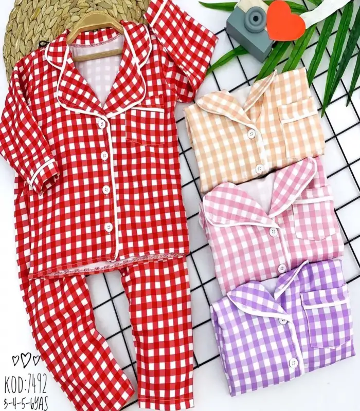 2-3-4-5 Yaş Düğme Kapamalı Piti Ekose Desenli 2li Kız Erkek Çocuk Pijama Takımı Kırmızı