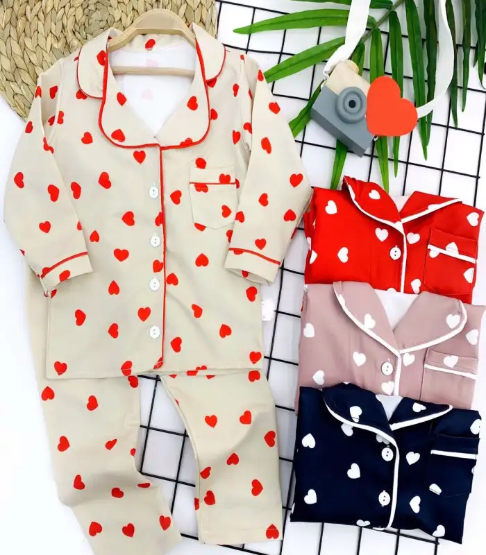 3-4-5-6 Yaş Kalp Baskılı Düğme Kapamalı 2li Kız Çocuk Pijama Takımı Lacivert