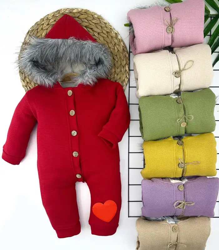 3-6-9-12 Ay Kürklü Kapşonlu Düğme Kapamalı Uzun Kollu Kız Erkek Bebek Tulumu Pembe