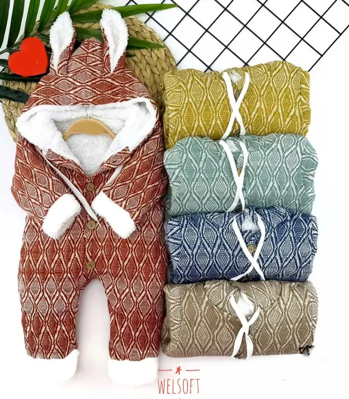 9-12-18-24 Ay Düğme Kapamalı Kulaklı Kapşonlu Motif Desenli Örme Kumaş Kız Erkek Bebek Tulumu Yeşil