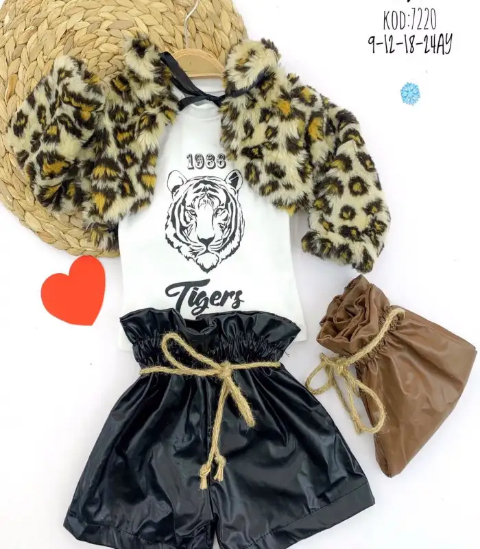 9-12-18-24 Ay Leopar Desenli Bolerolu Deri Şortlu 3lü Kız Bebek Takımı Kahverengi